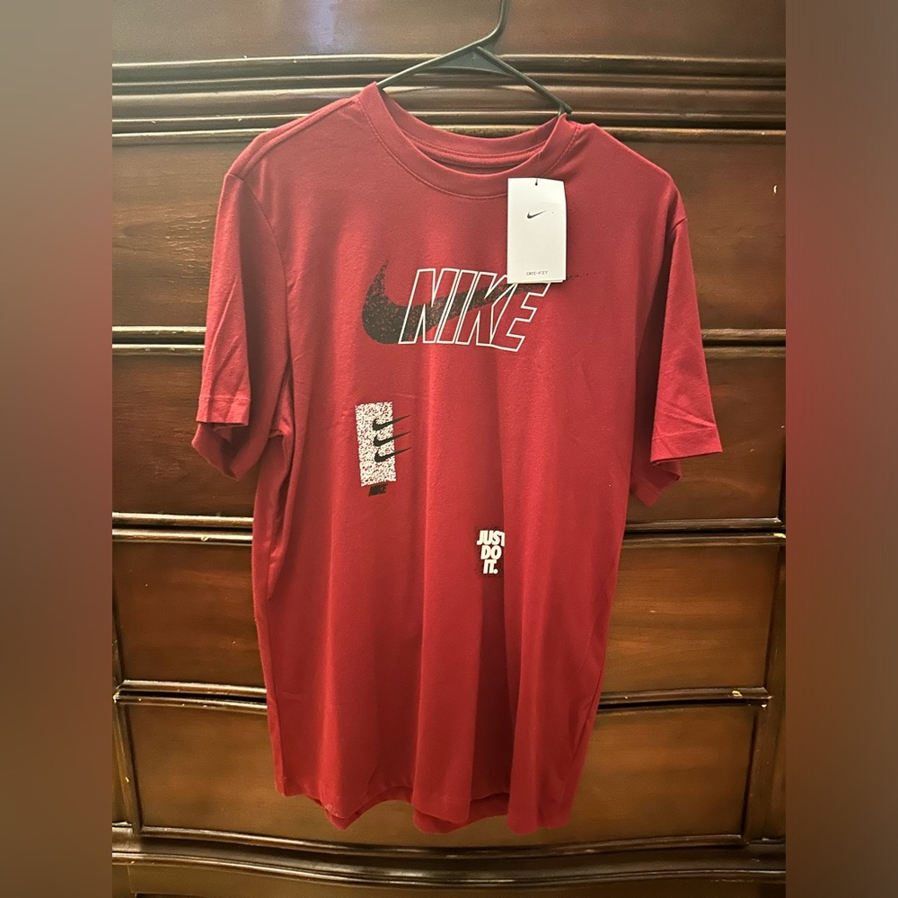 Nike dri fit tee